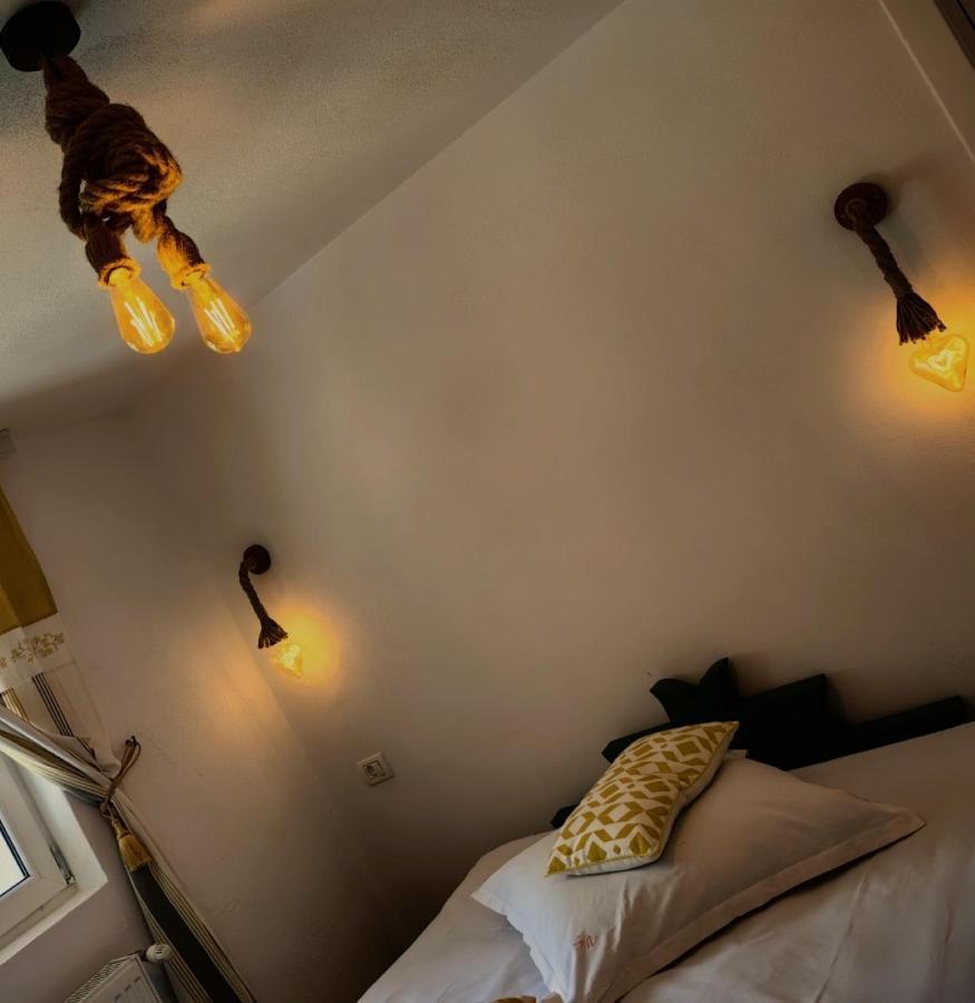 Voinescu House - Natural Living & Eating ชีมอน ภายนอก รูปภาพ