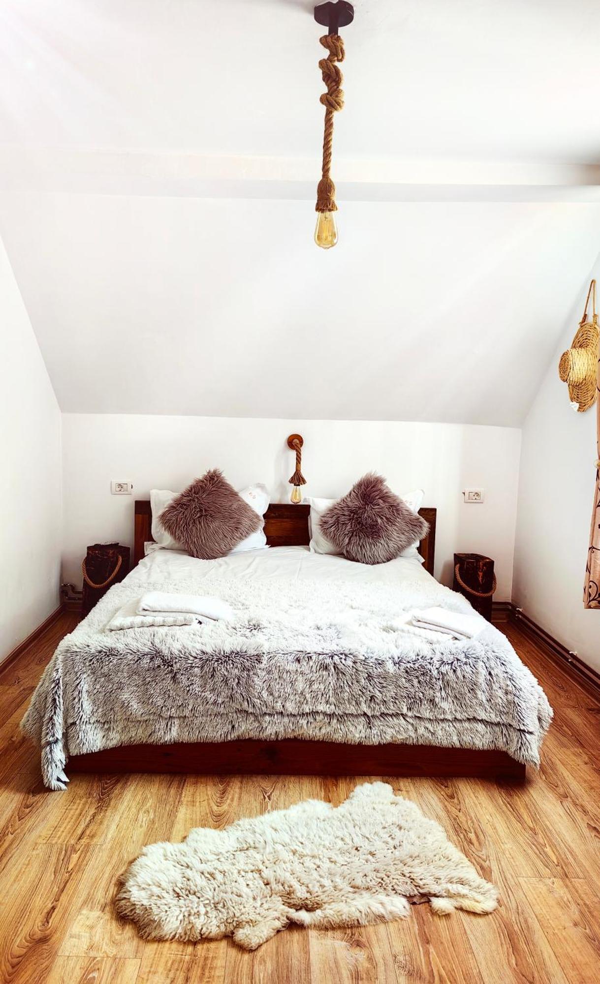 Voinescu House - Natural Living & Eating ชีมอน ภายนอก รูปภาพ