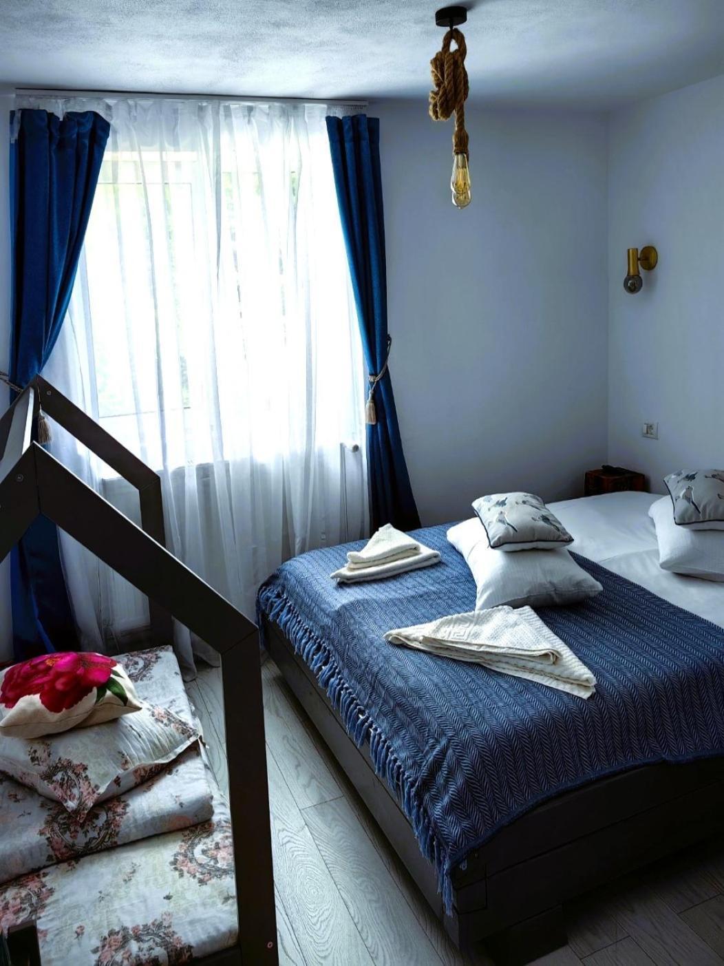 Voinescu House - Natural Living & Eating ชีมอน ภายนอก รูปภาพ